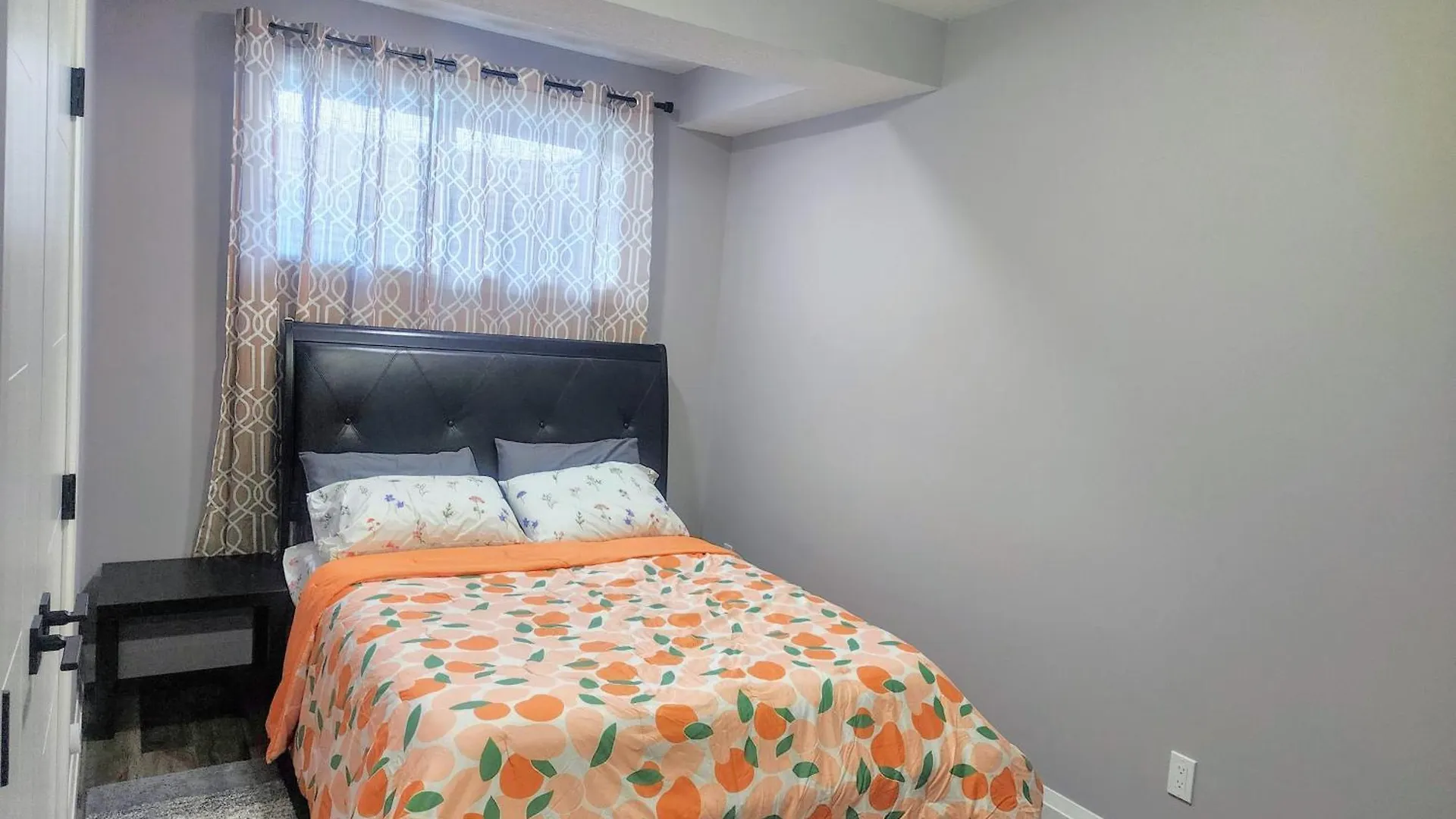 Apartment Cozy Basement Suite - Private Entrance - Free Netflix Edmonton
